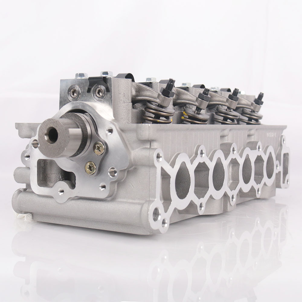 Engine Cylinder Head - Testata motore nuova di zecca B10S1